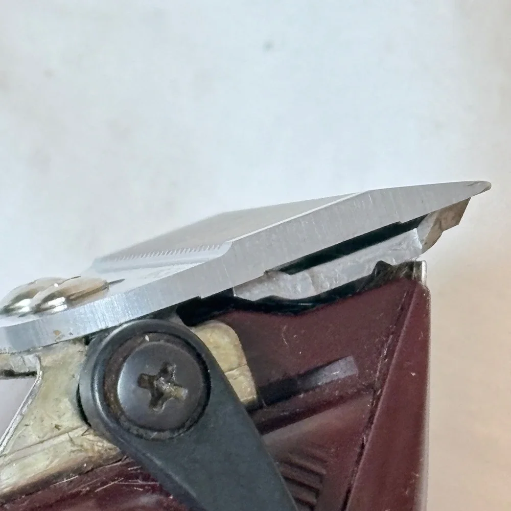 Oster Fast Feed Adjustable Pivot Motor Clipper Burgundy Made in USA 23-51F